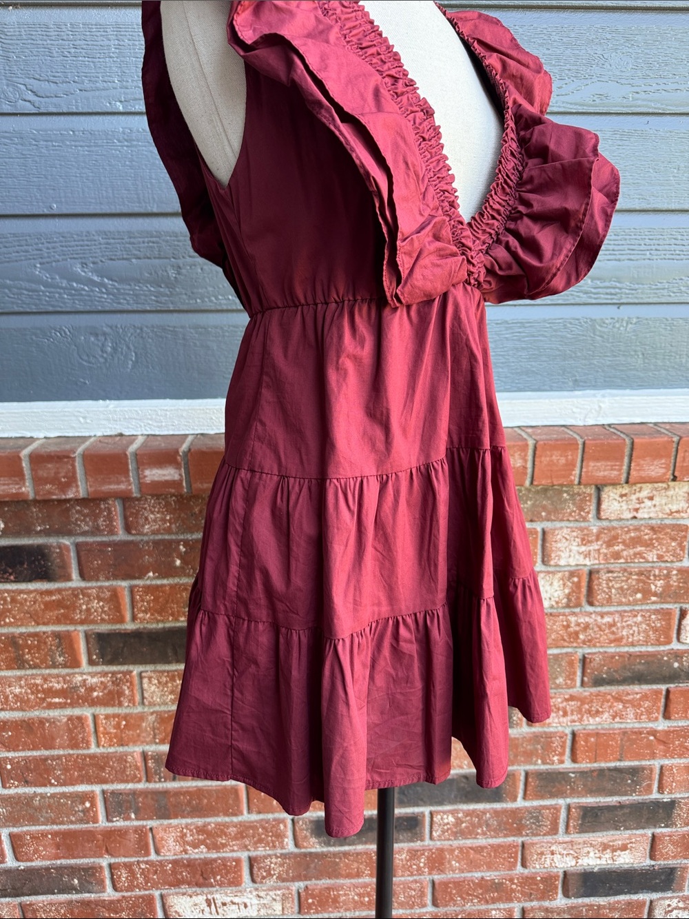 Altar'd State Leou Burgundy Ruffle Plunge Mini Dress Open Tie Back Women's S - Picture 3 of 7